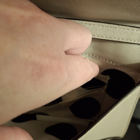 Kate Spade Cedar Street Monday Clocktower Chain Strap Leather Crossbody Bag. - Picture 12 of 16